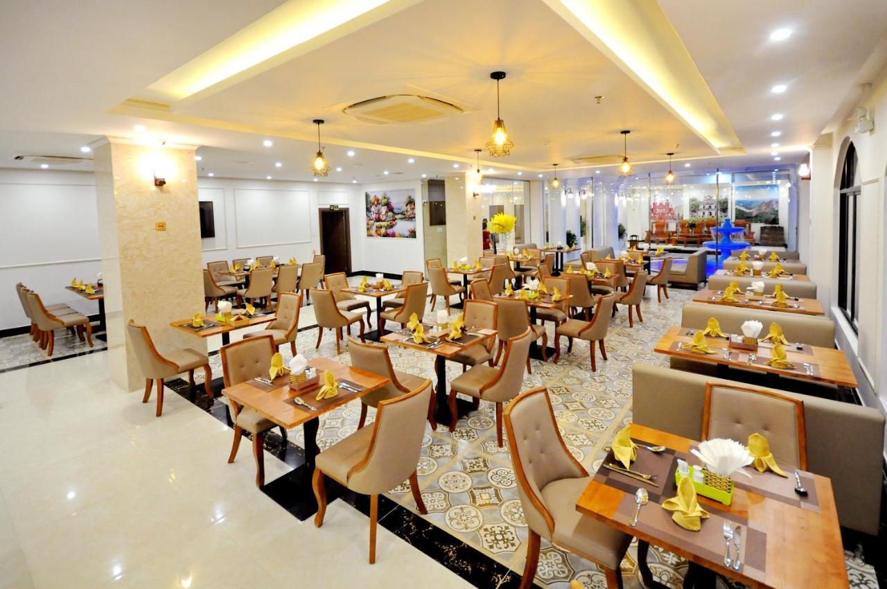 Crown Nguyen Hoang Hotel Nha Trang Exterior foto